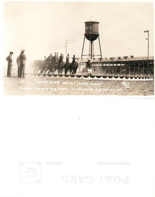 SIDNEY RODEO CHAMPIONSHIP D. CURTIS HORSES 1935 VINTAGE REAL PHOTO POSTCARD RPPC
