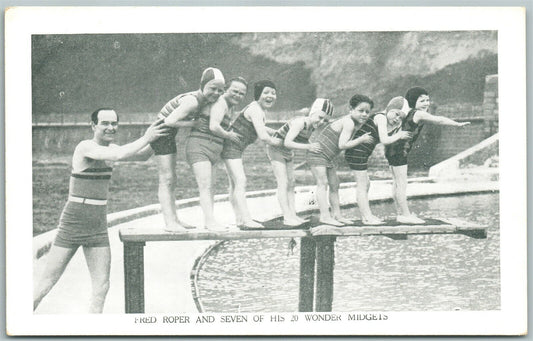 7 MIDGETS & FRED ROPER ANTIQUE POSTCARD