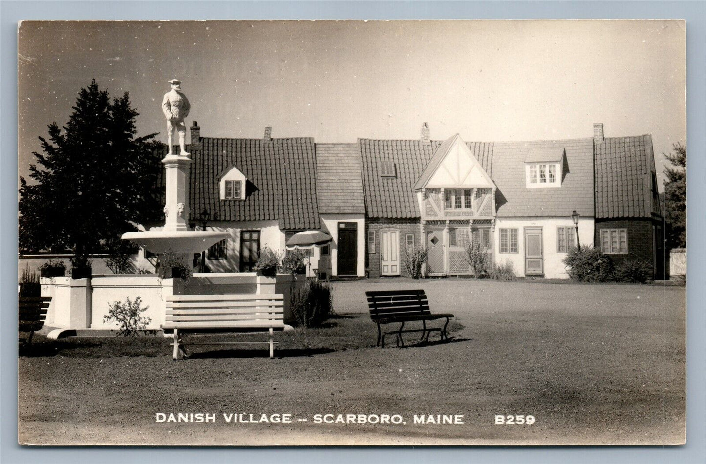 SCARBORO ME DANISH VILLAGE VINTAGE REAL PHOTO POSTCARD RPPC