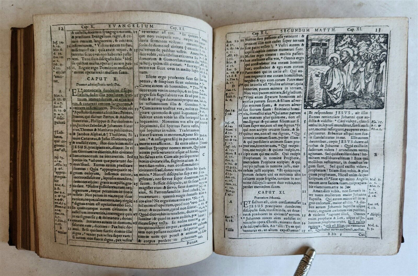 1602 BIBLE in LATIN ILLUSTRATED w/ MAP & NUMEROUS WOODCUTS antique