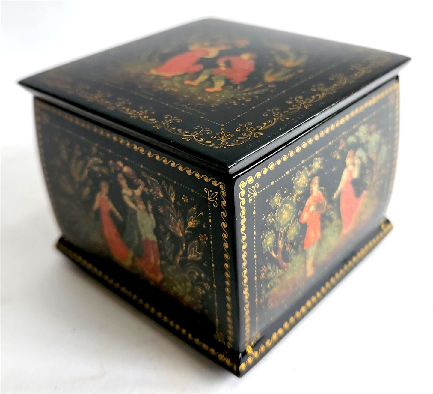 RUSSIAN PALEKH SCHOOL 5 SIDED VINTAGE LACQUER BOX ARTIST SIGNED