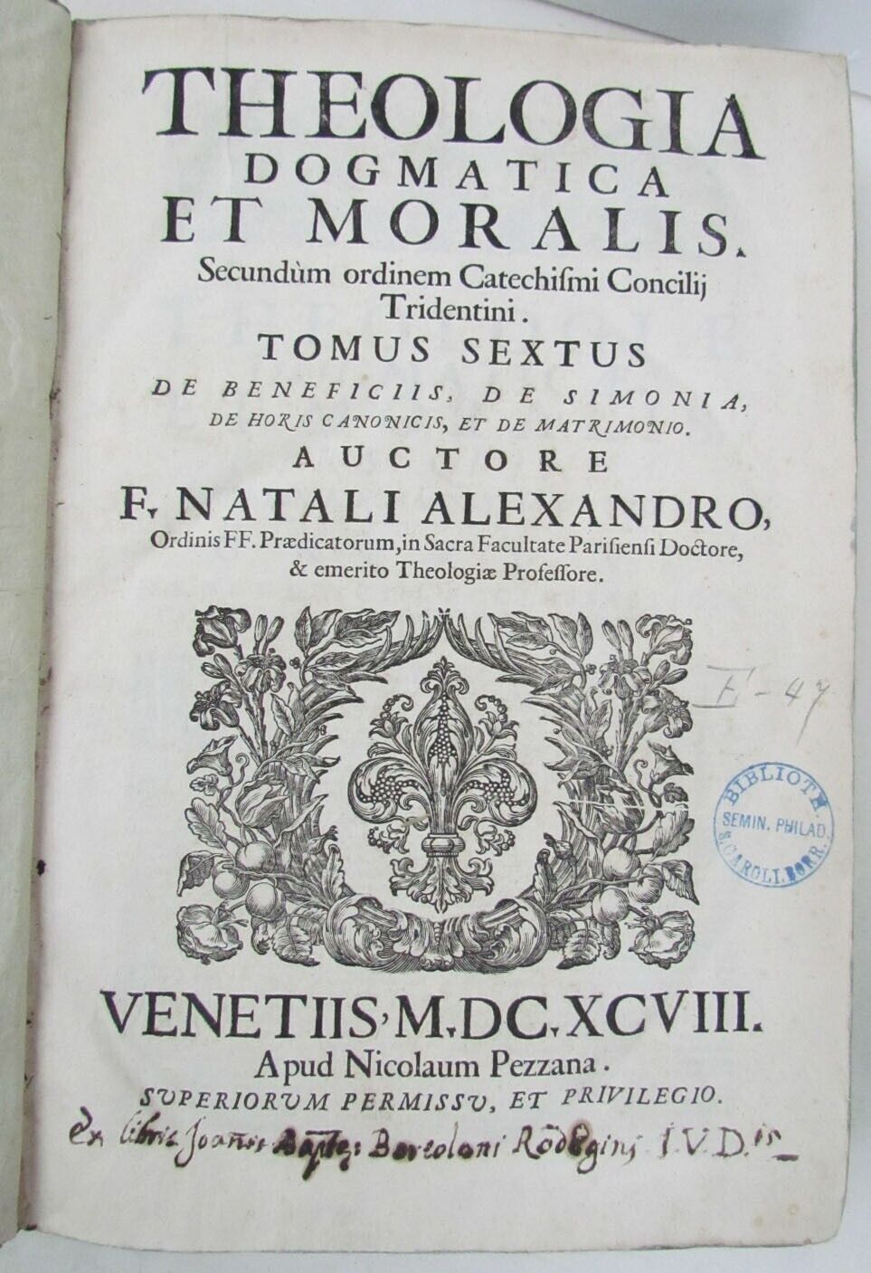 1698 2 VOLUMES ANTIQUE VELLUM FOLIOS 9.5 x 13.5'' THEOLOGIA DOGMATICA
