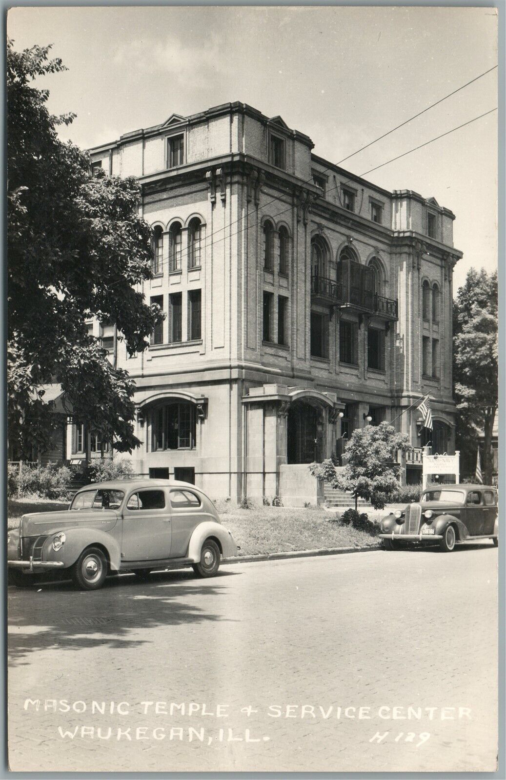 WAUKEGAN IL MASONIC TEMPLE VINTAGE REAL PHOTO POSTCARD RPPC