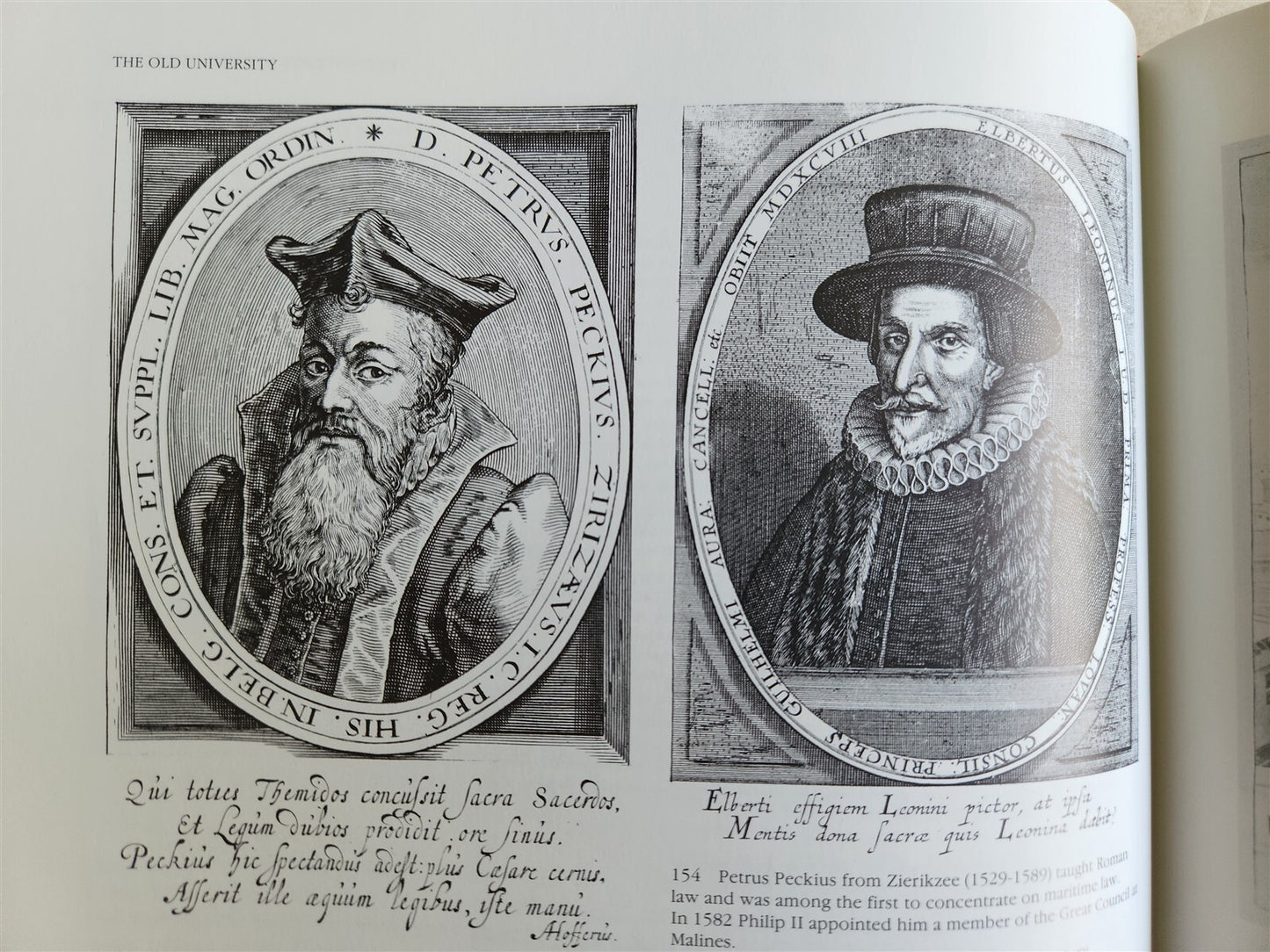 1990 LEUVEN UNIVERSITY 1425-1985 ILLUSTRATED FOLIO
