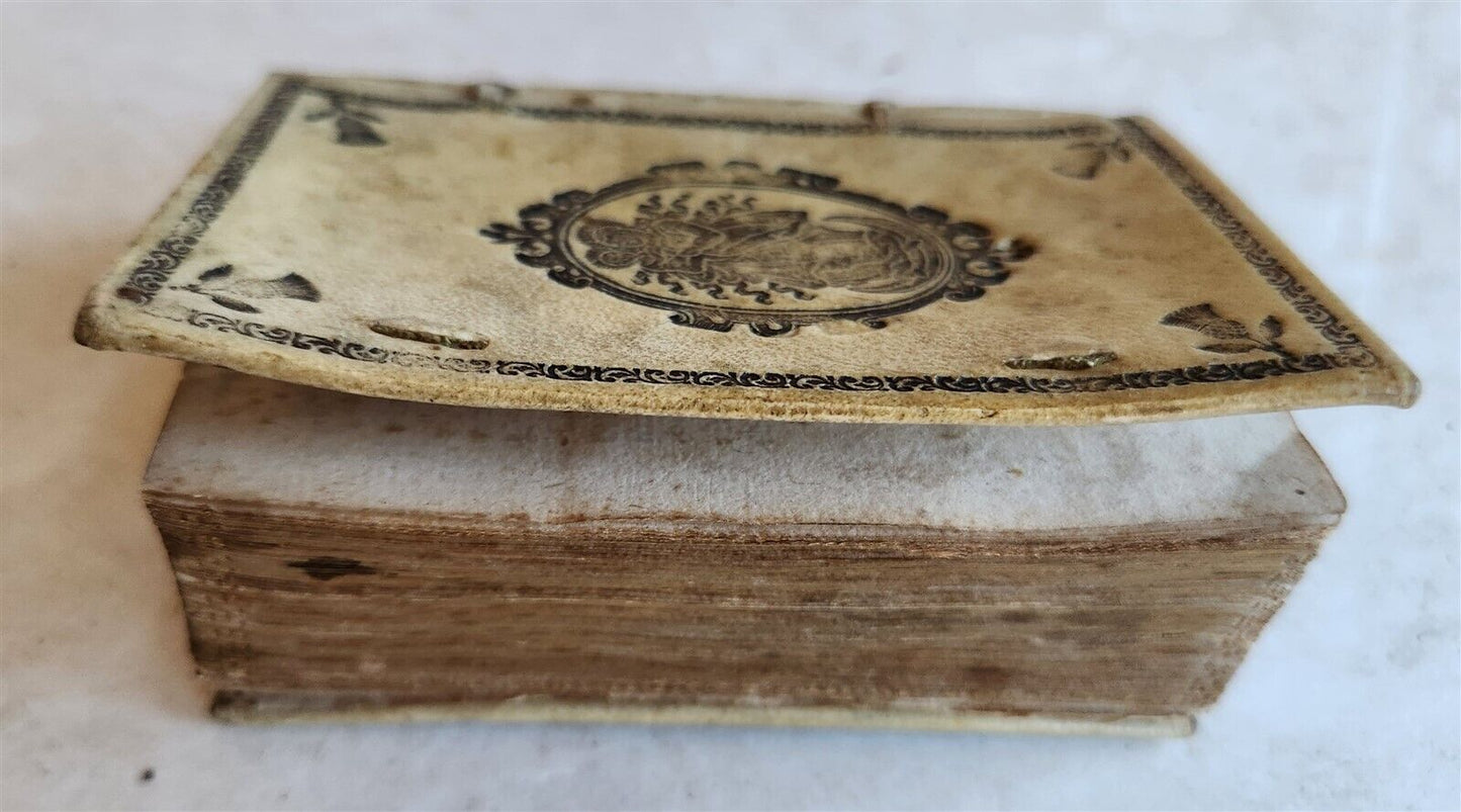 1633 AWESOME VELLUM BINDING antique PRAXIS MEDITANDI MYSTERIA Size 2.5 by 4"