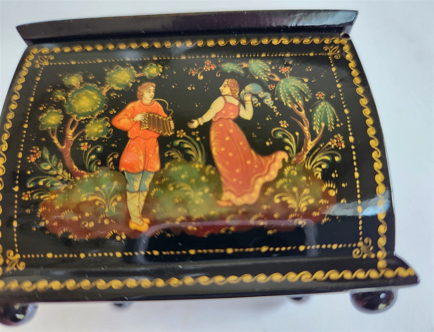 RUSSIAN PALEKH SCHOOL 5 SIDED VINTAGE LACQUER BOX ARTIST SIGNED