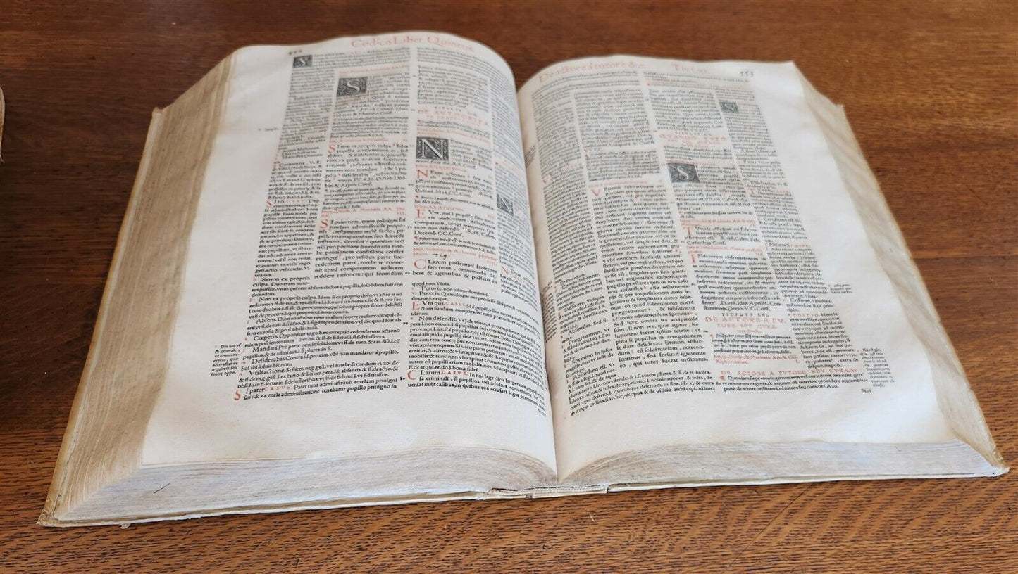 1557 LAW BOOK Corpus Juris Civilis CODICIS DN. IUSTINIANI antique FOLIO vellum