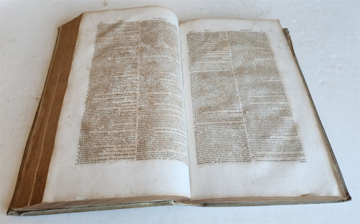1749 THESAURUS ERUDITIONIS SCHOLASTICAE by BASILII FABRI antique VELLUM FOLIO