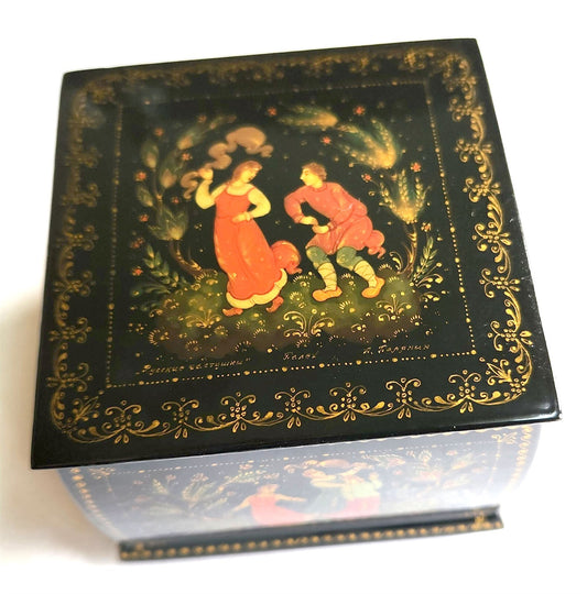 RUSSIAN PALEKH SCHOOL 5 SIDED VINTAGE LACQUER BOX ARTIST SIGNED