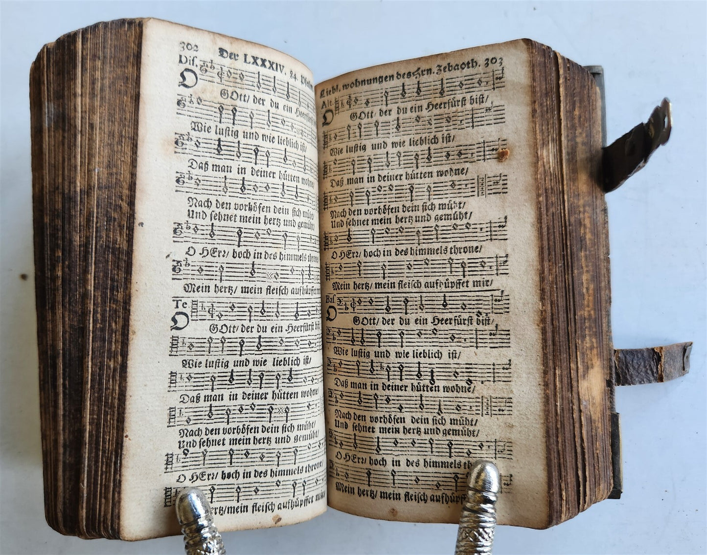 1725 PSALMS of DAVID antique UNUSUAL UNIQUE BINDING w/ BRASS FITTINGS rare