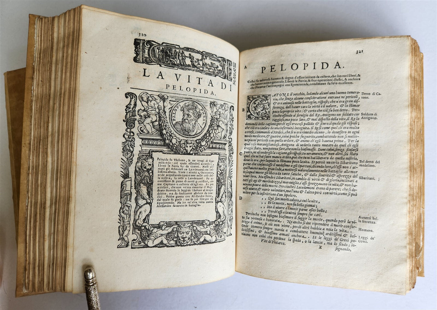 1582 PLUTARCH LIVES of ILLUSTRIOUS GREEK & ROMANS 2 VOLUMES antique ILLUSTRATED