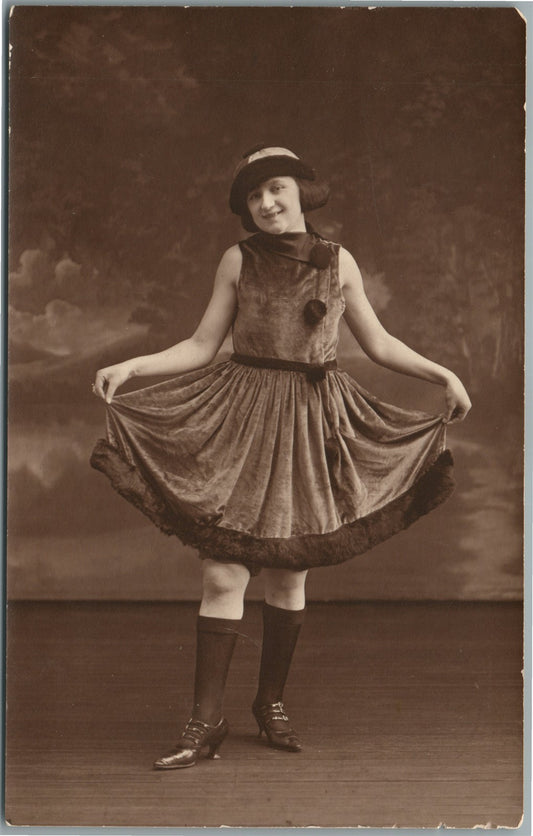 NEWARK NJ DANCING GIRL ANTIQUE REAL PHOTO POSTCARD RPPC