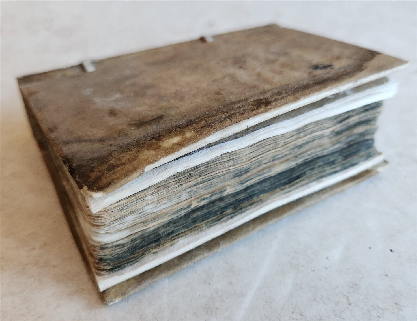 1596-1600 EMBLEMATA antique ILLUSTRATED w/ 270 WOODCUTS PLANTIN VELLUM BINDING