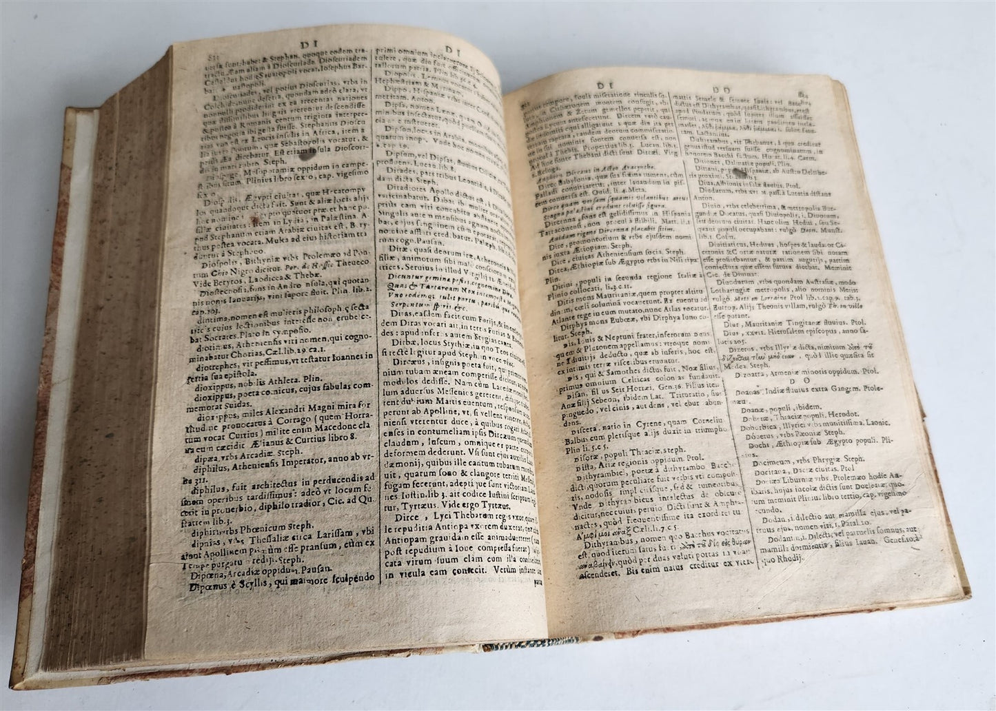 1650 DICTIONARY HISTORICAL GEOGRAPHICAL POETICAL antique in LATIN