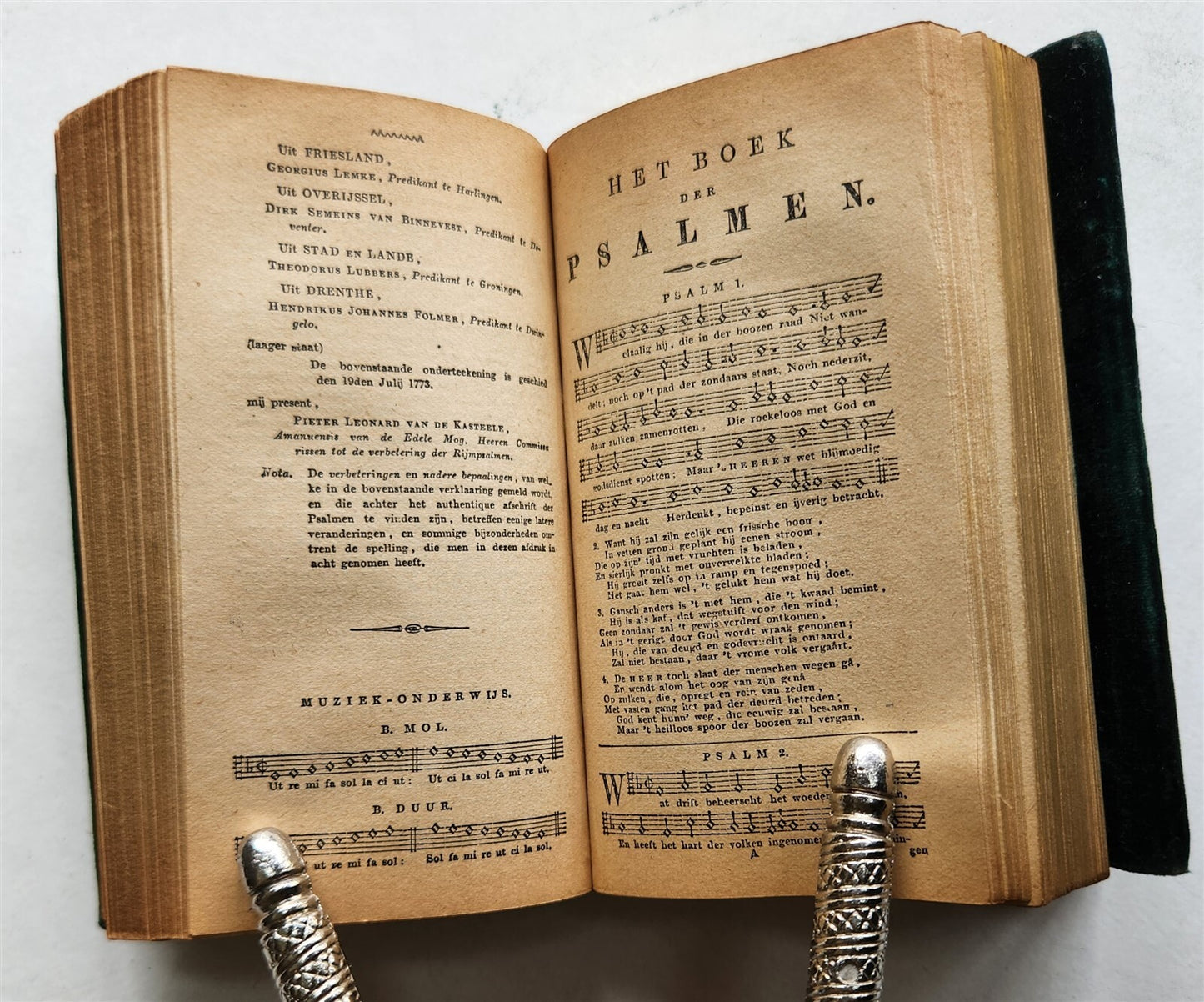 1884 BIBLE in DUTCH NEW TESTAMENT antique VELVET BINDING