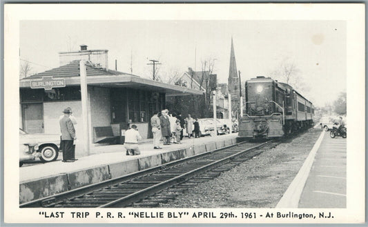 BURLINGTON NJ RAILROAD STATION RAILWAY DEPOT VINTAGE POSTCARD