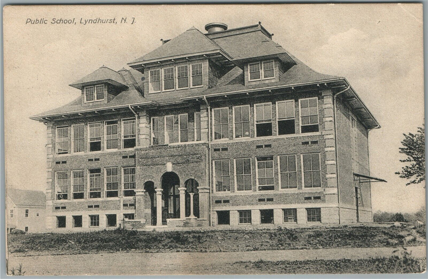 LYNDHURST NJ PUBLIC SCHOOL ANTIQUE POSTCARD