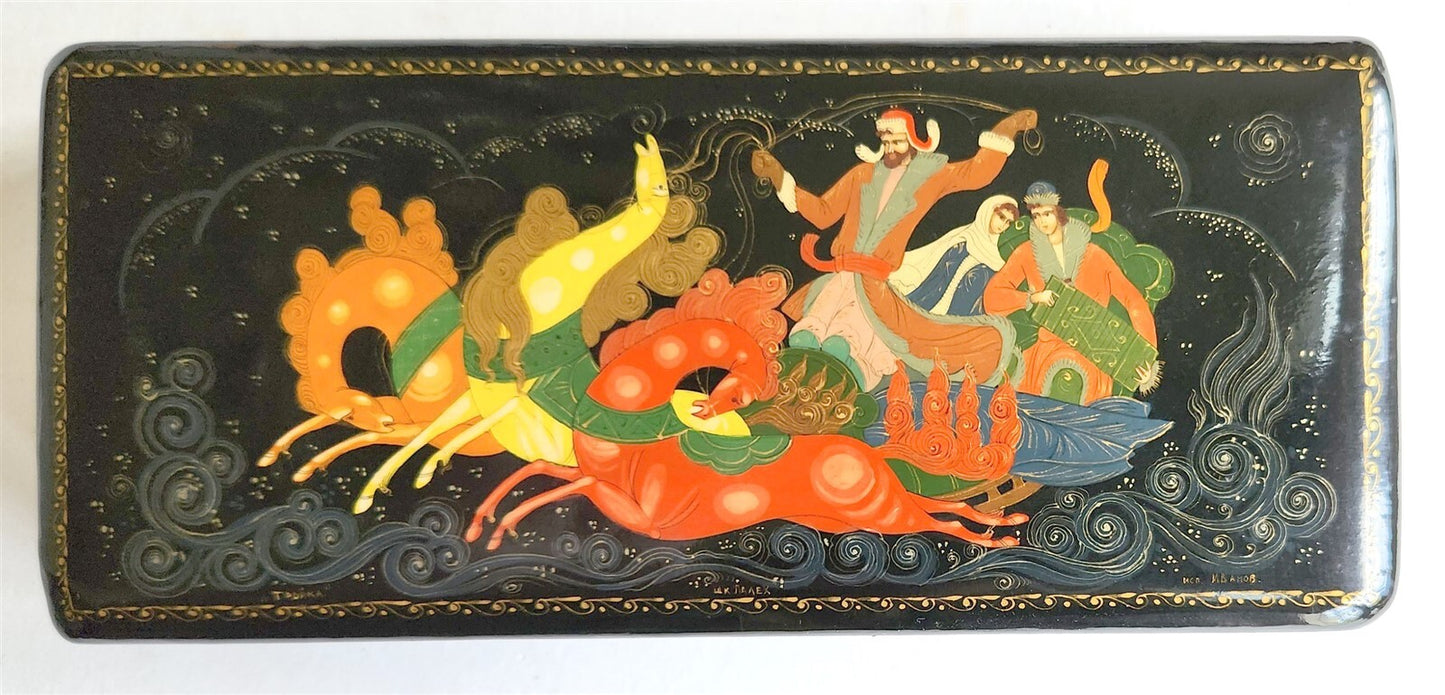 RUSSIAN PALEKH SCHOOL VINTAGE LACQUER BOX Troika SIGNED by ARTIST