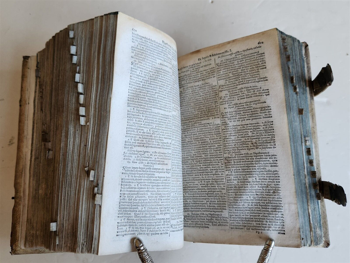 1713 CORPORIS JURIS CIVILIS antique BLIND-STAMPED PIGSKIN BINDING law book