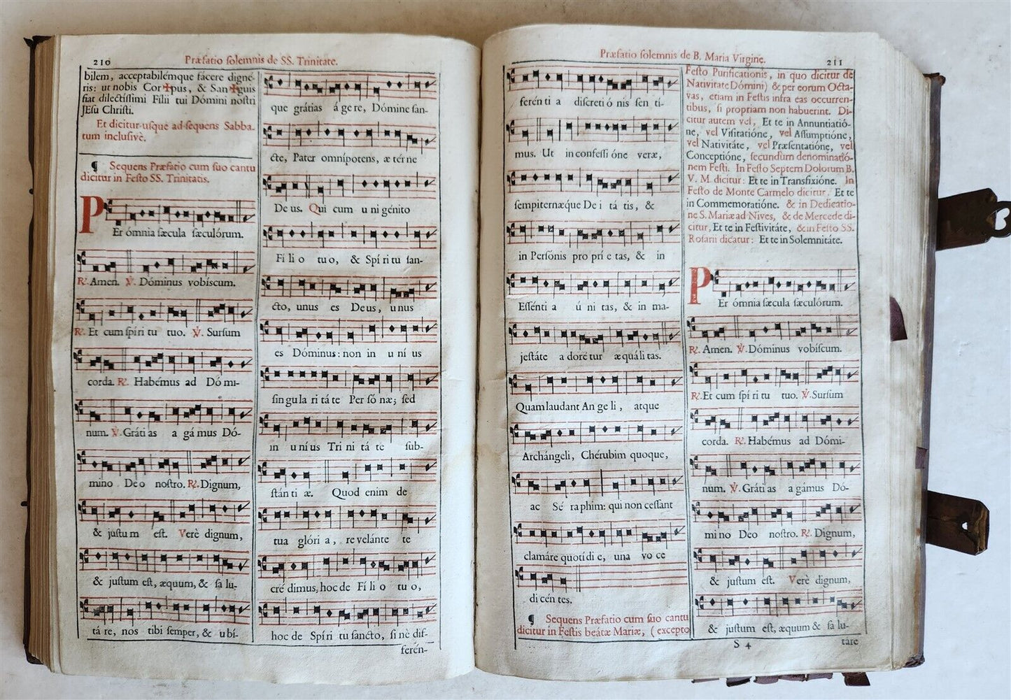 1743 MISSALE ROMANUM antique NICELY DECORATED FOLIO illustrated