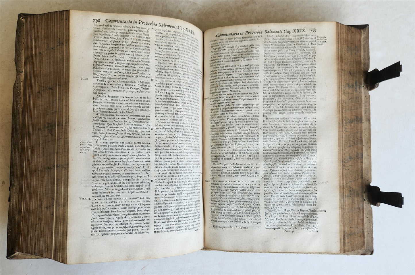 1716 COMMENTARIA in PROVERBIA SALOMONIS PIGSKIN BOUND FOLIO w/ CLASPS antique