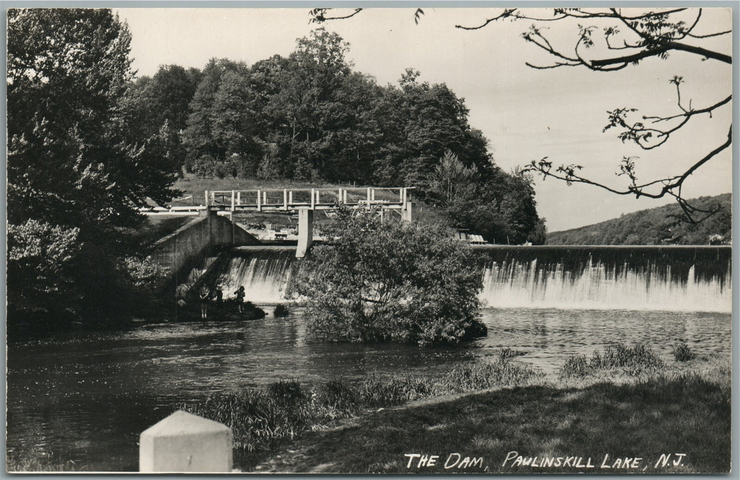 PAULINSKILL LAKE NJ THE DAM VINTAGE REAL PHOTO POSTCARD RPPC