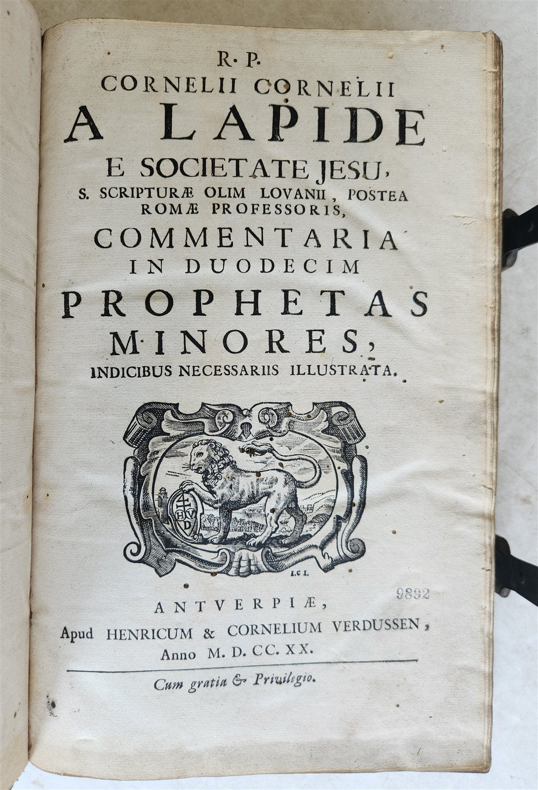 1720 COMMENTARIA in duodecim PROPHETAS MINORES PIGSKIN BOUND FOLIO antique