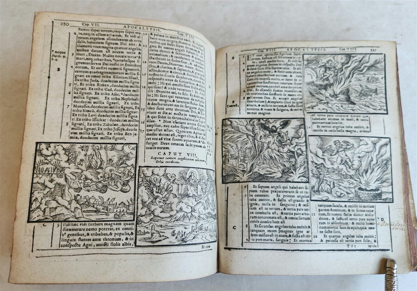 1602 BIBLE in LATIN ILLUSTRATED w/ MAP & NUMEROUS WOODCUTS antique