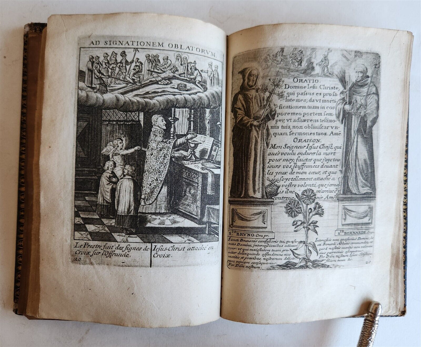 1651 PRAYER BOOK in FRENCH & LATIN BEAUTIFULLY ILLUSTRATED antique FINE BINDING