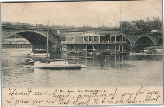 NEW BRUNSWICK NJ BOAT HOUSE ANTIQUE POSTCARD