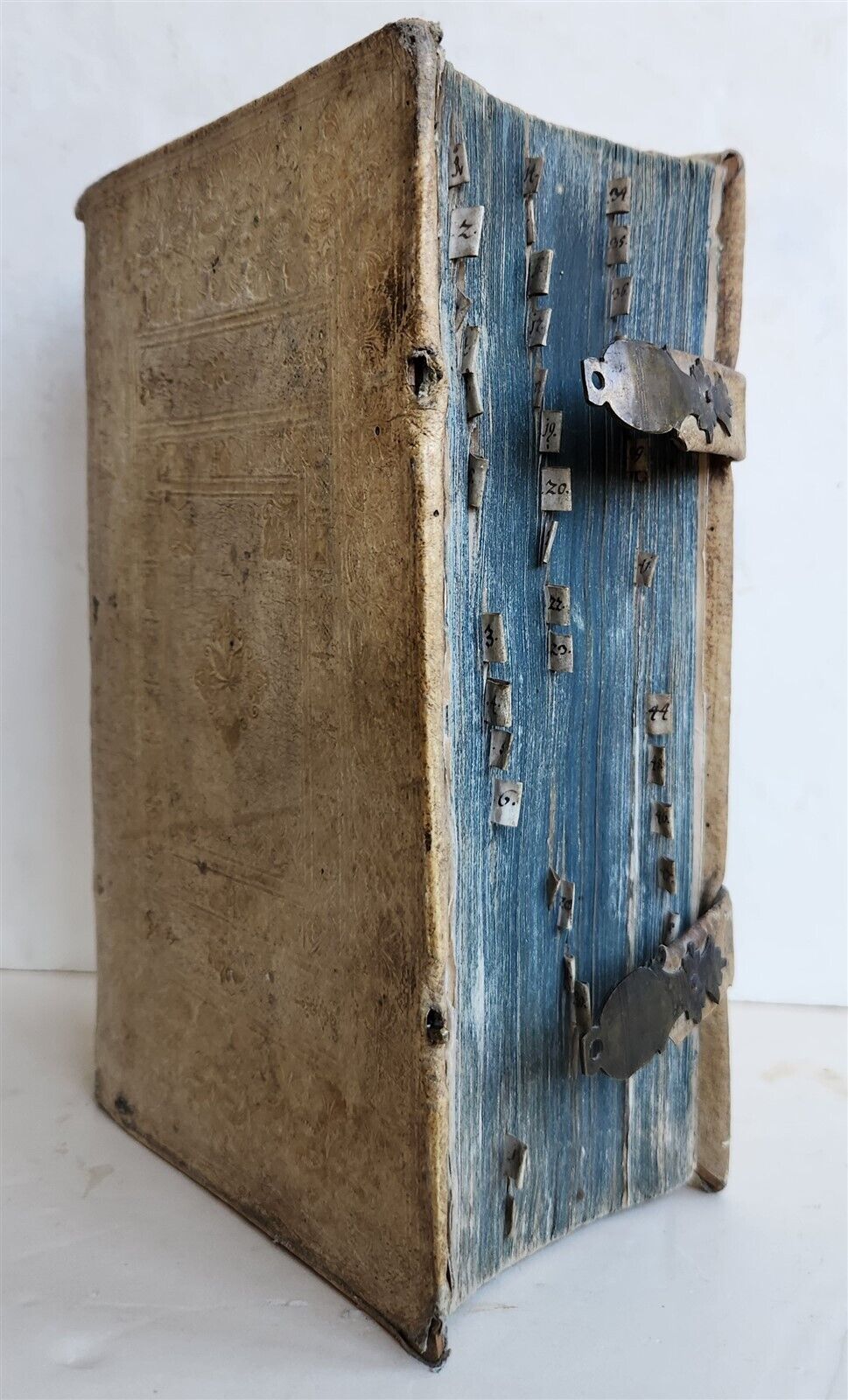 1713 CORPORIS JURIS CIVILIS antique BLIND-STAMPED PIGSKIN BINDING law book