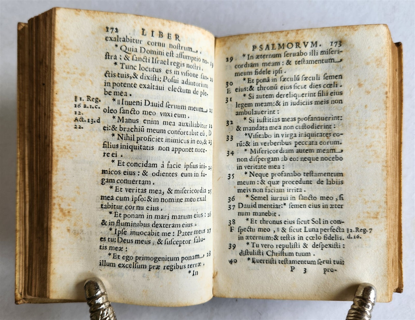 1624 LIBRI PSALMORUM antique VELLUM BINDING Bible Psalms