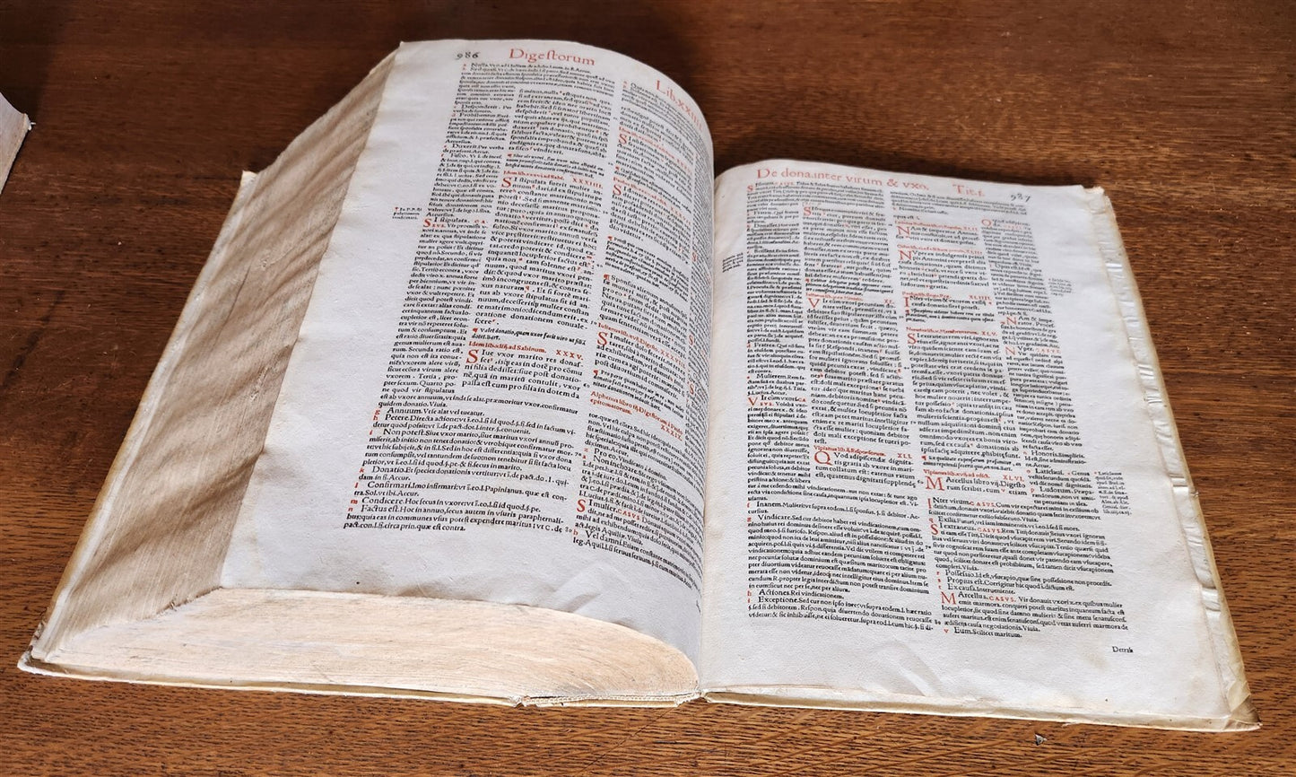 1557 LAW BOOK PART of Corpus Juris Civilis DIGESTA antique MASSIVE FOLIO vellum