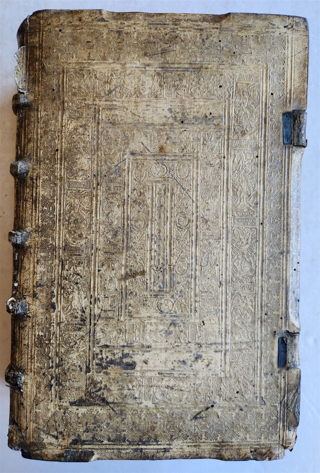 1586 DISPUTATIONES AGAINST HERETICS ROBERTI BELLARMINI antique PIGSKIN FOLIO v.1