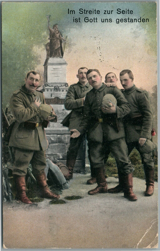 GERMAN 1915 WWI ERA FELDPOST ANTIQUE POSTCARD SOLDIERS AT CEMETERY MONUMENT