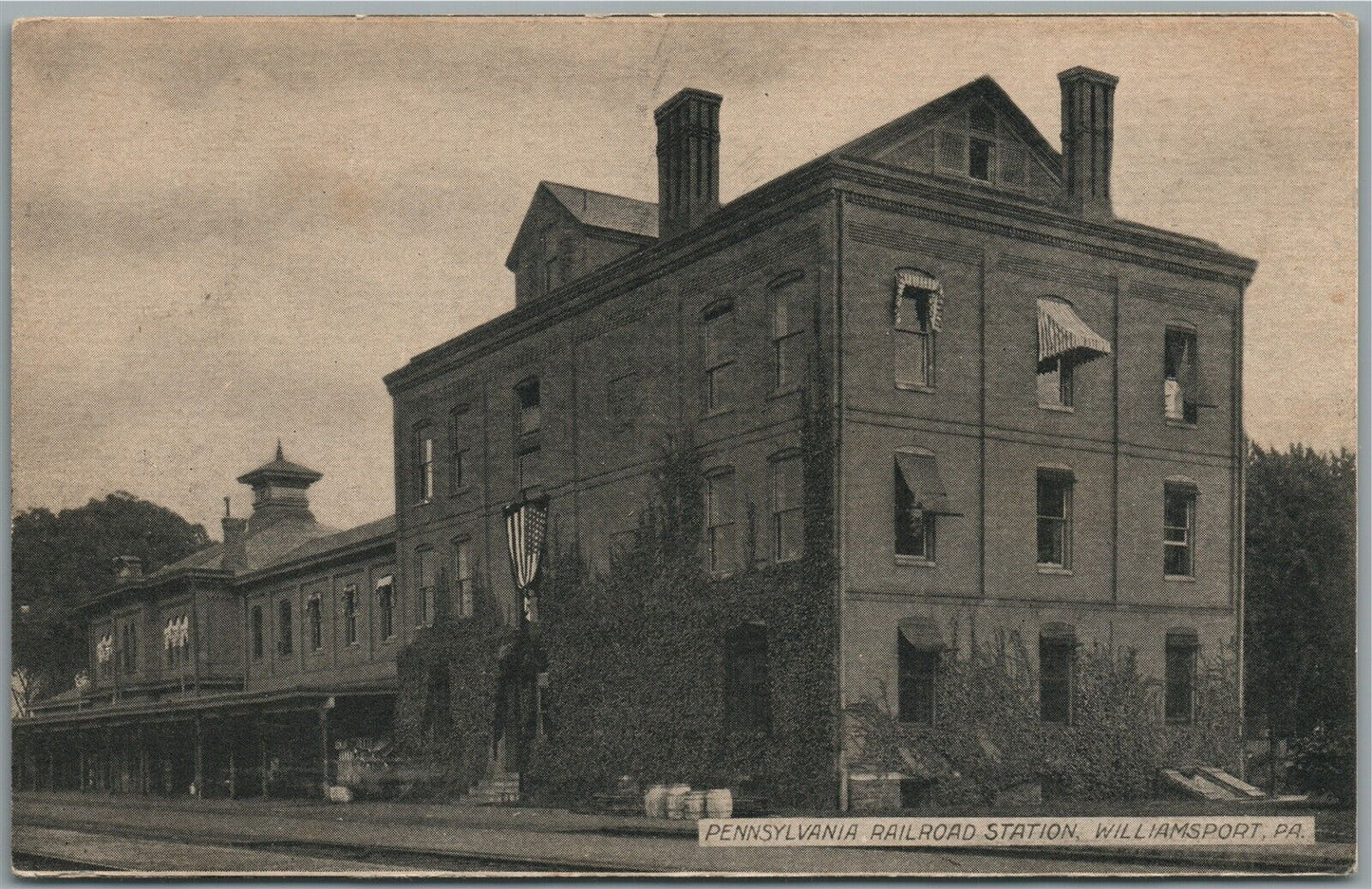 WILLIAMSPORT PA RAILROAD STATION RAILWAY DEPOT ANTIQUE POSTCARD