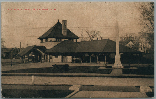 LACONIA NH RAILROAD STATION RAILWAY DEPOT ANTIQUE POSTCARD