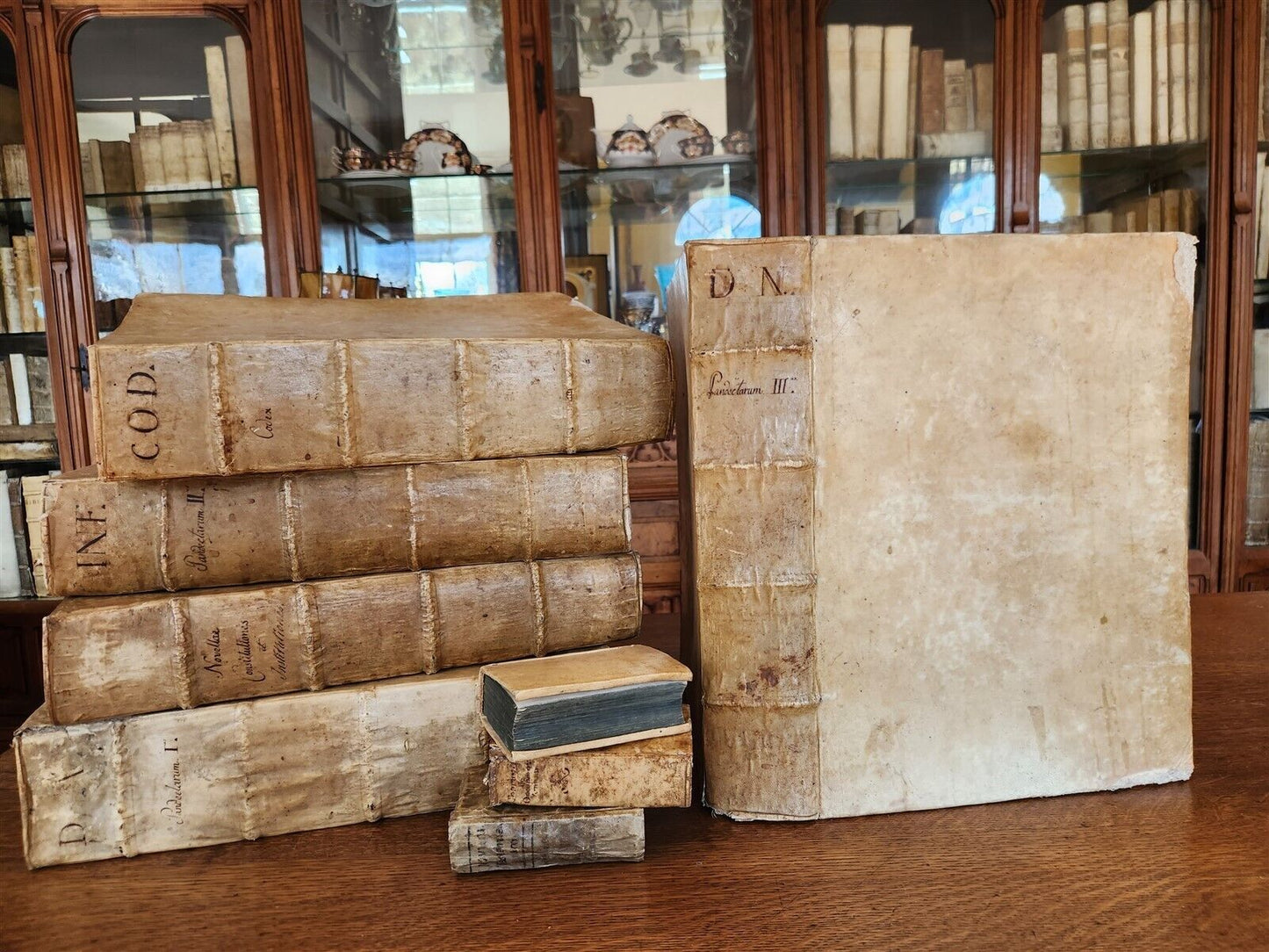 1556 LAW BOOK Corpus Juris Civilis DIGESTUM NOVUM antique MASSIVE FOLIO vellum