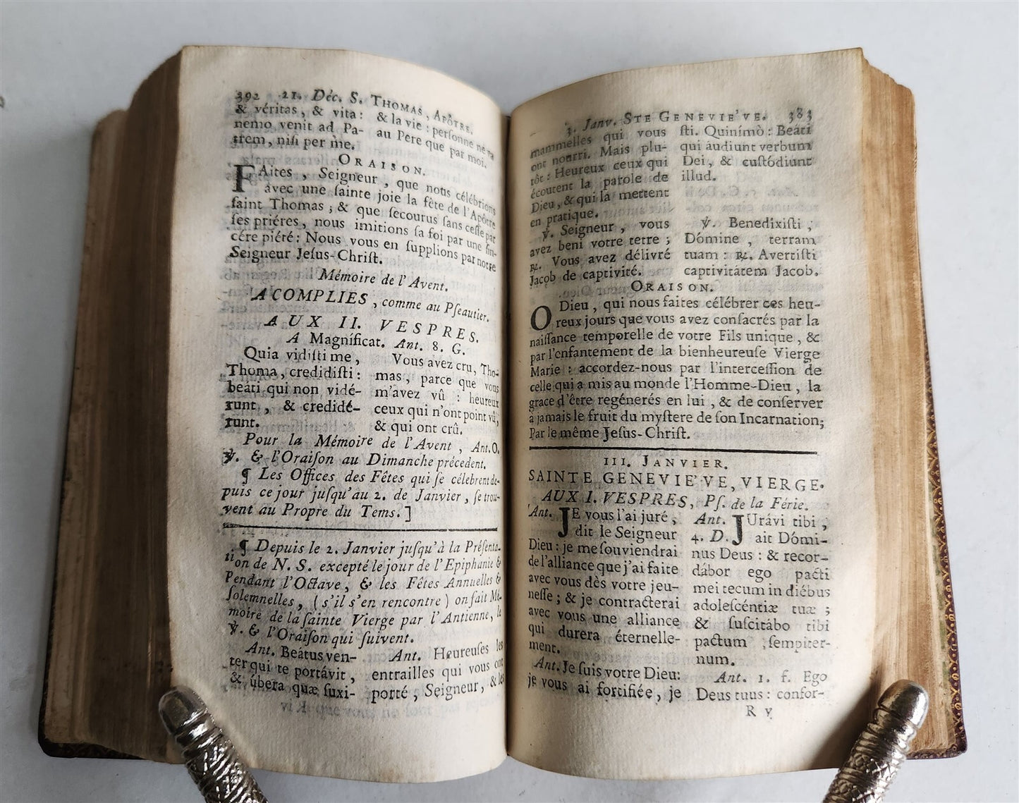 1753 BREVIARY in FRENCH & LATIN antique DECORATIVE MOROCCO BINDING