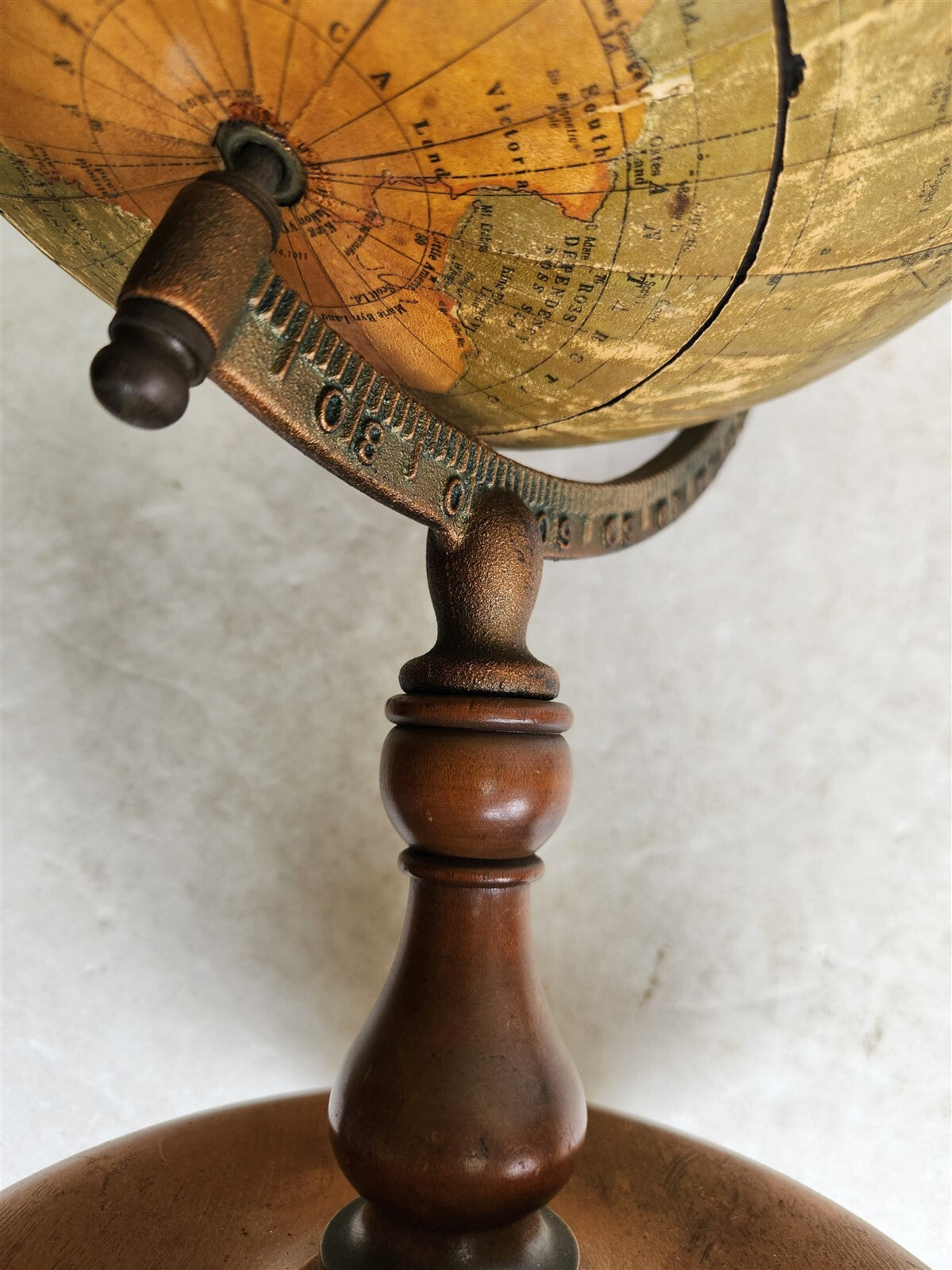 1930s TERRESTRIAL GLOBE by C.S. Hammond New York antique 12 inches diameter