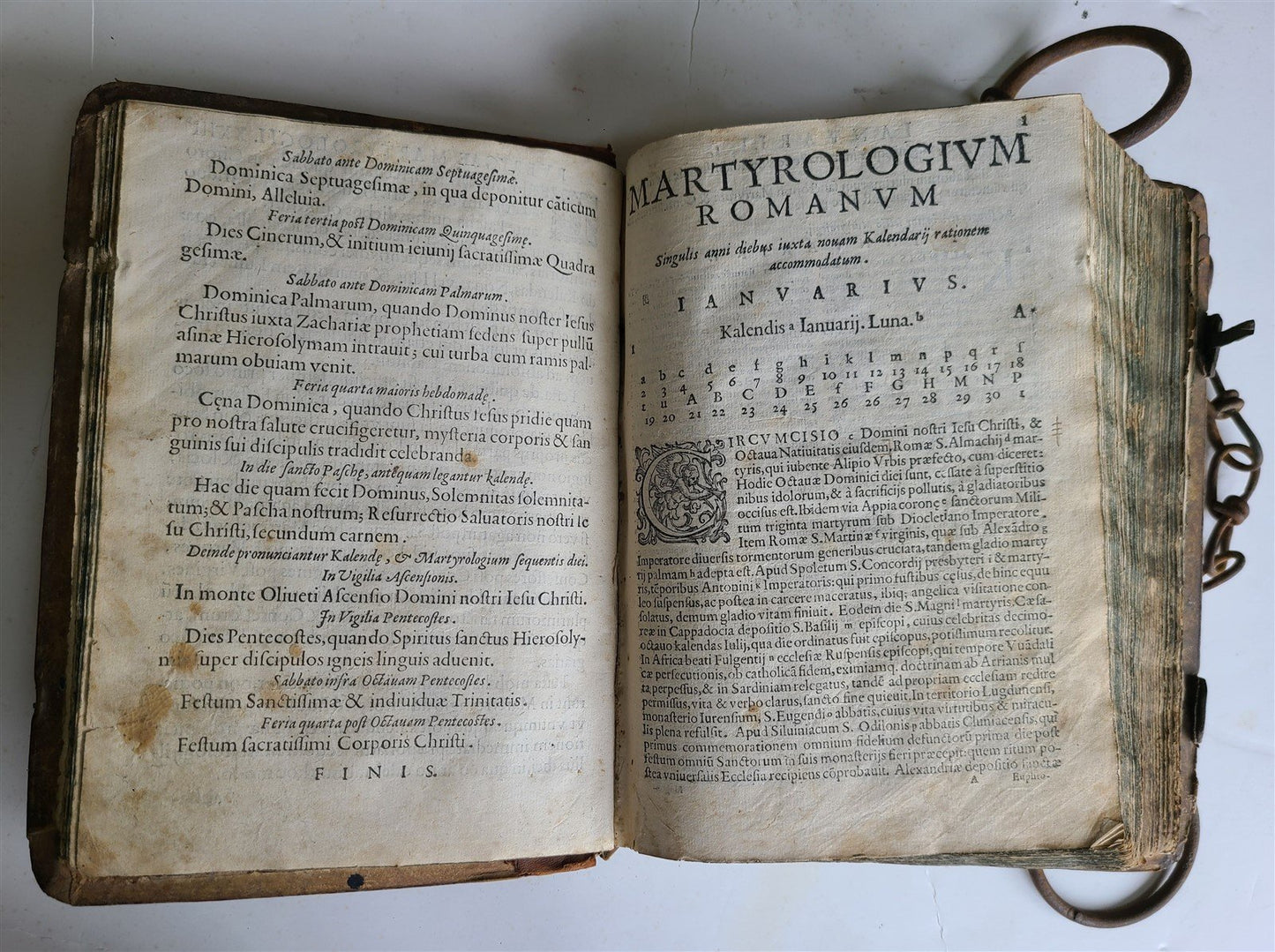 RARE 1597 CHAINED LIBRARY BOOK BLIND TOOLED PIGSKIN FOLIO antique Martyrologium