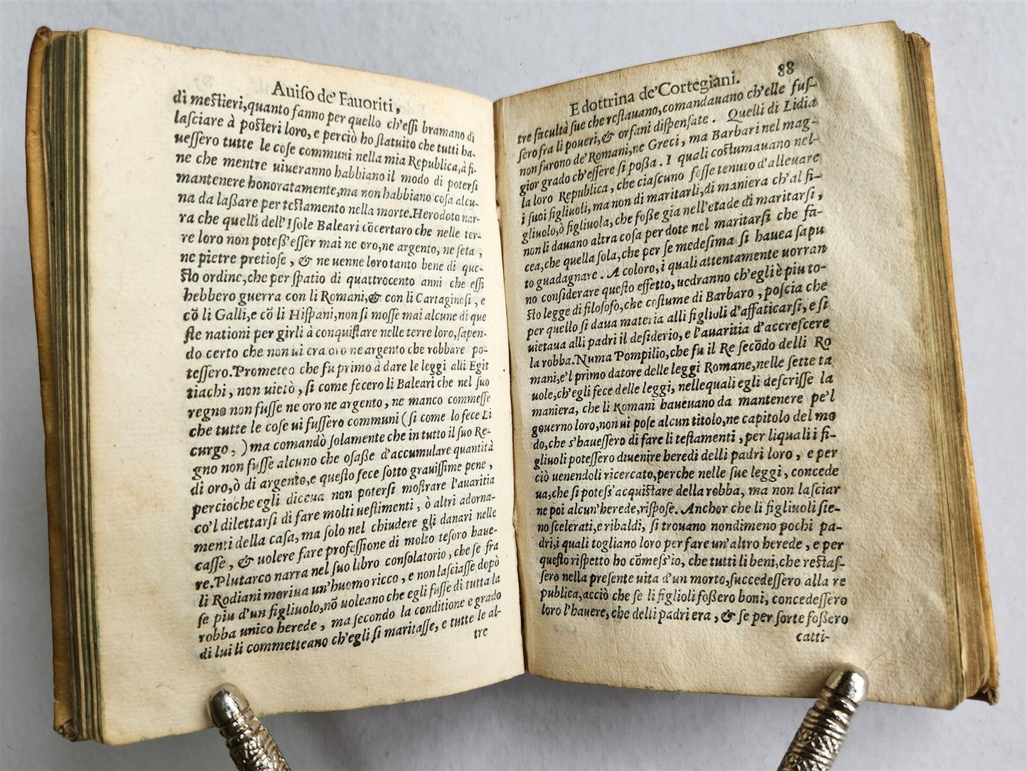 1581 ANTONIO GUEVARA Doctrine of the Courtiers ANTIQUE vellum binding 16 century
