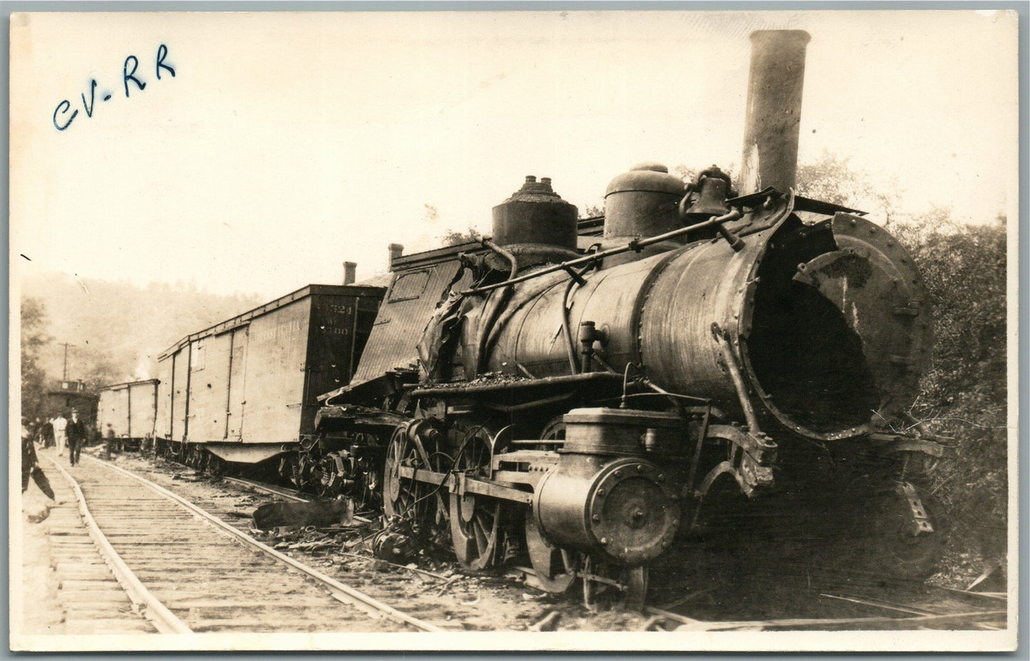 RAILROAD railway TRAIN WRECK MONTVILLE CT ANTIQUE REAL PHOTO POSTCARD RPPC