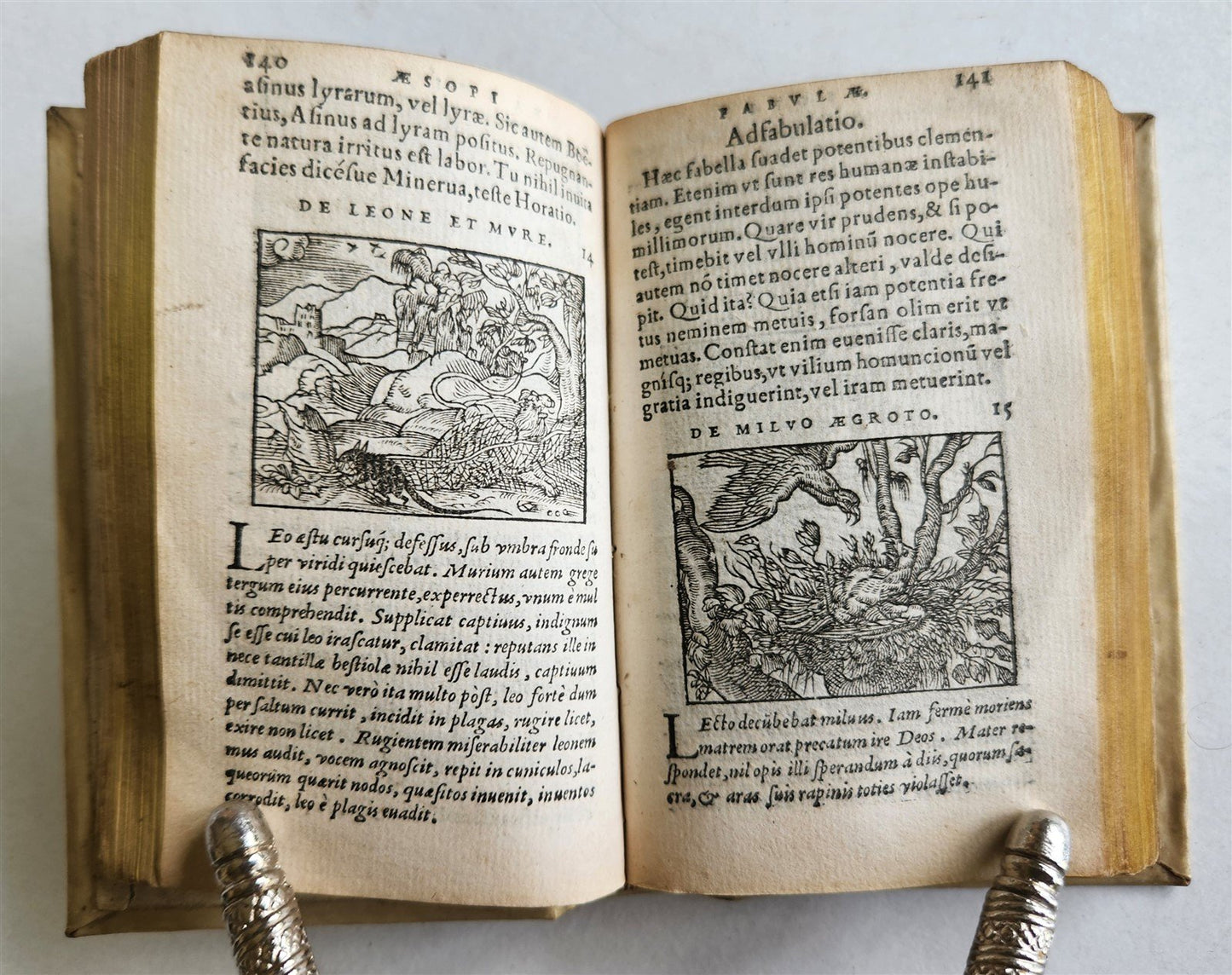 1561 AESOP FABLES antique FULLY ILLUSTRATED vellum binding 16th CENTURY rare