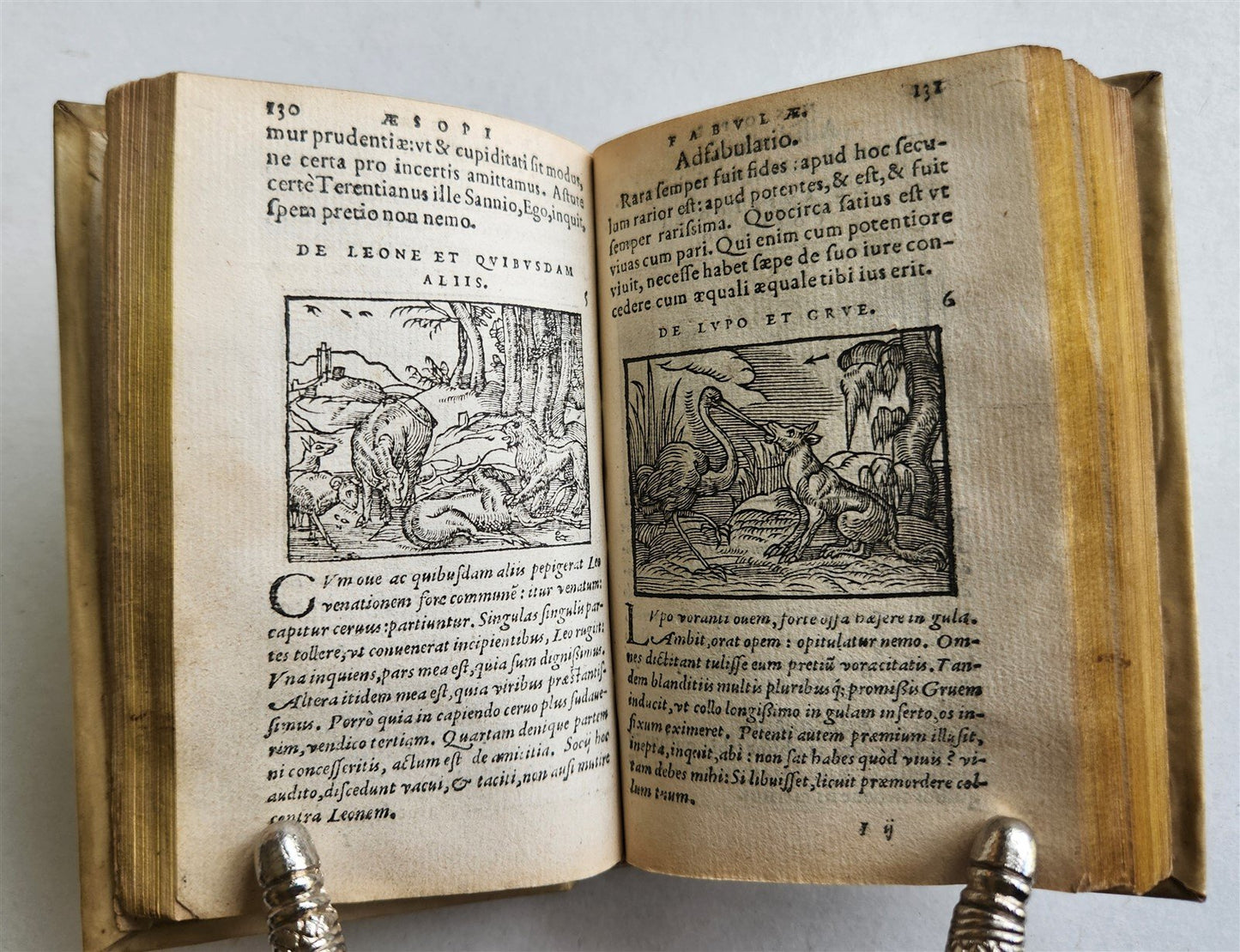 1561 AESOP FABLES antique FULLY ILLUSTRATED vellum binding 16th CENTURY rare