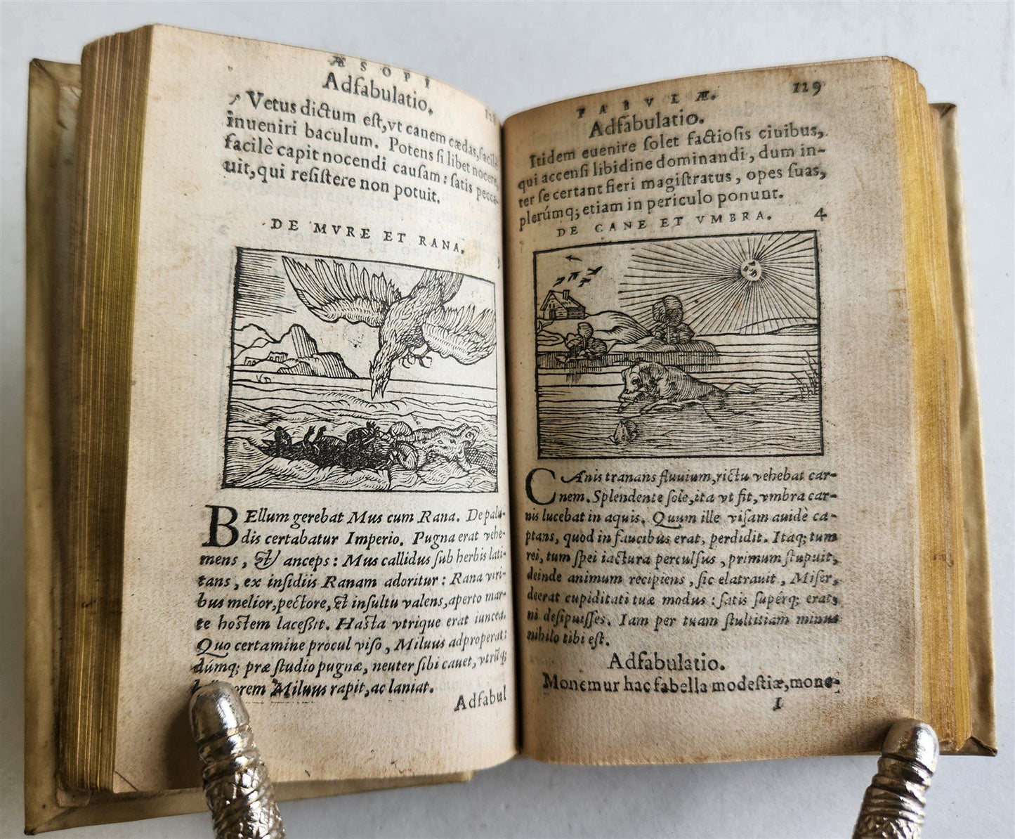 1561 AESOP FABLES antique FULLY ILLUSTRATED vellum binding 16th CENTURY rare