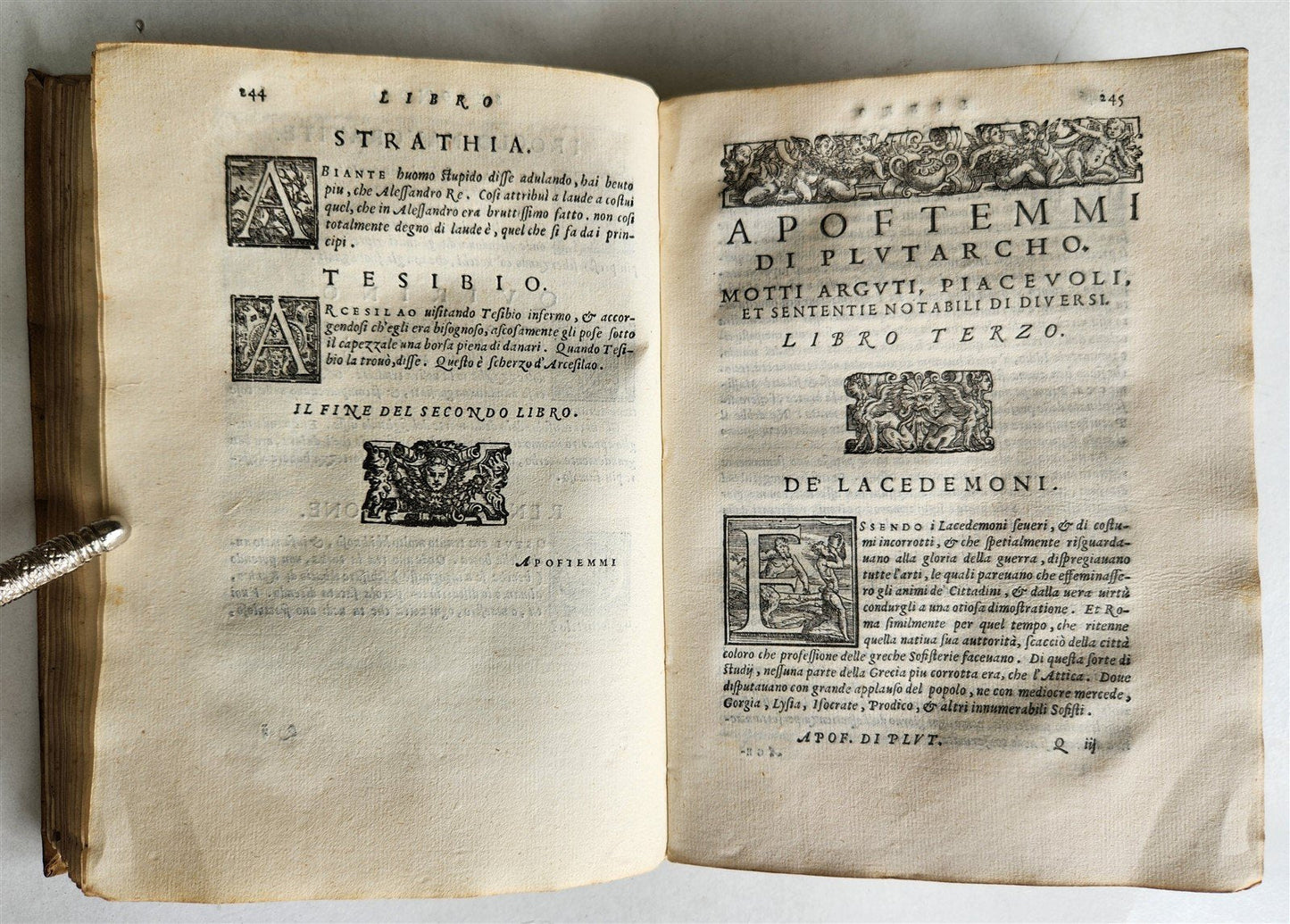 1566 APOPHTHEGMATA by PLUTARCH antique VELLUM BOUND w/ MANUSCRIPT TITLE 16th C.