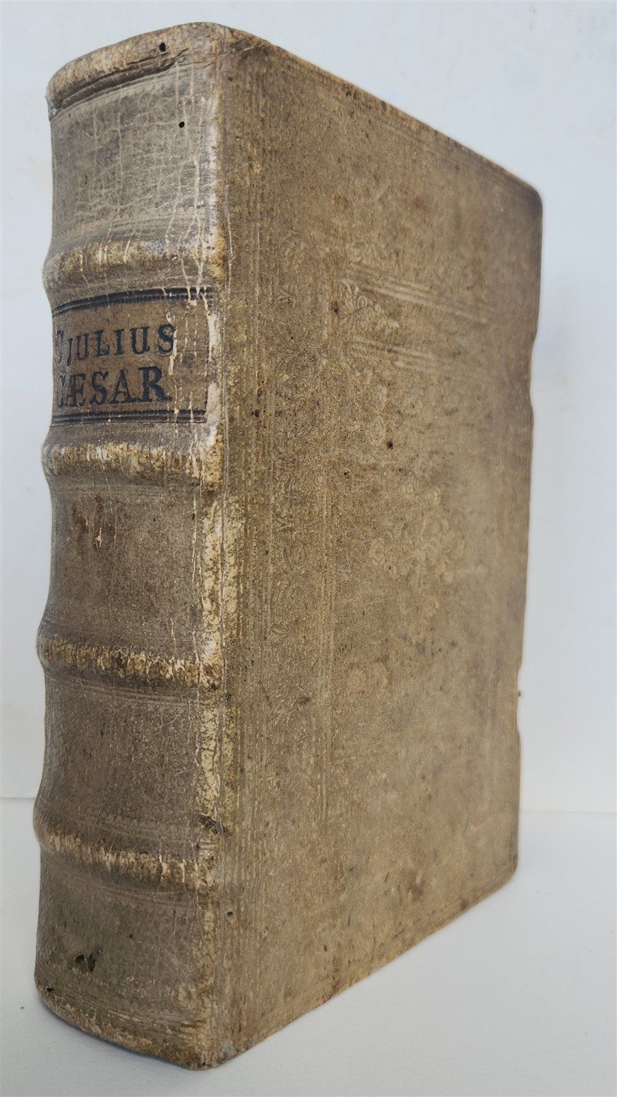 1758 JULIUS CAESAR ILLUSTRATED w/ MAPS DE BELLO GALICO et CIVILI antique PIGSKIN