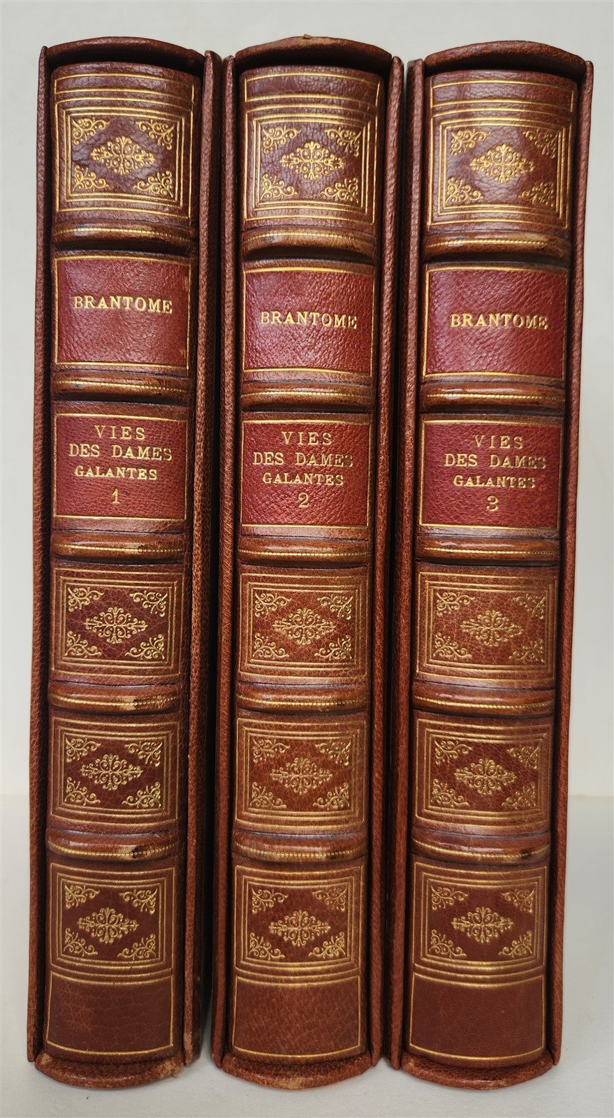 1935 FRENCH EROTIC ILLUSTRATED antique Vies des Dames Galantes 3 VOLUMES