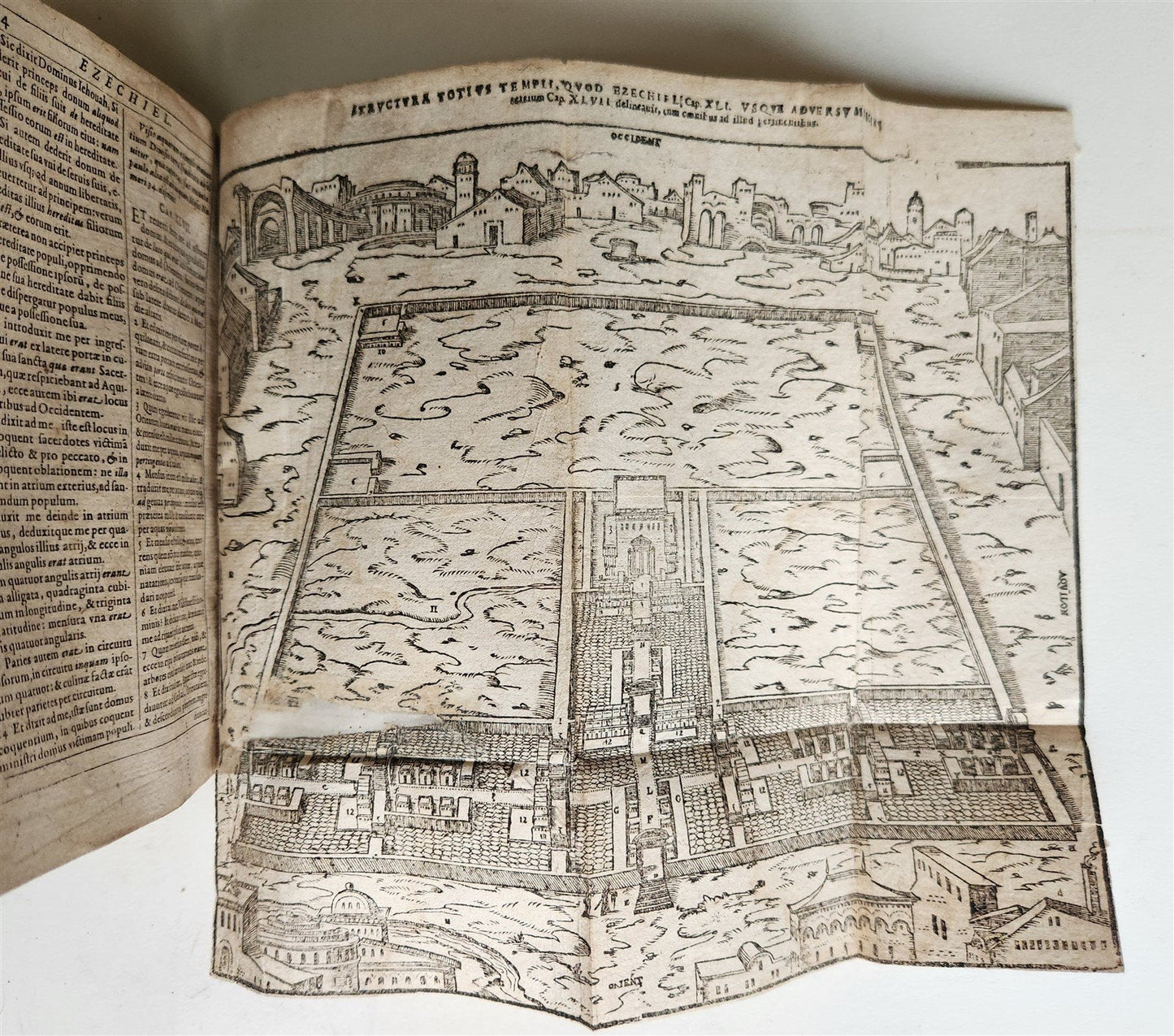 1600 BIBLE in LATIN ILLUSTRATED BIBLIA LATINA antique PIGSKIN BINDING 16th cent.